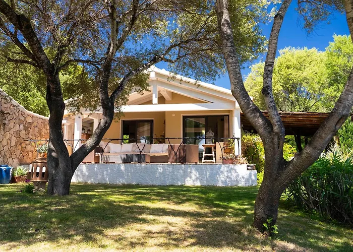 Domus De Rocas Holiday House
